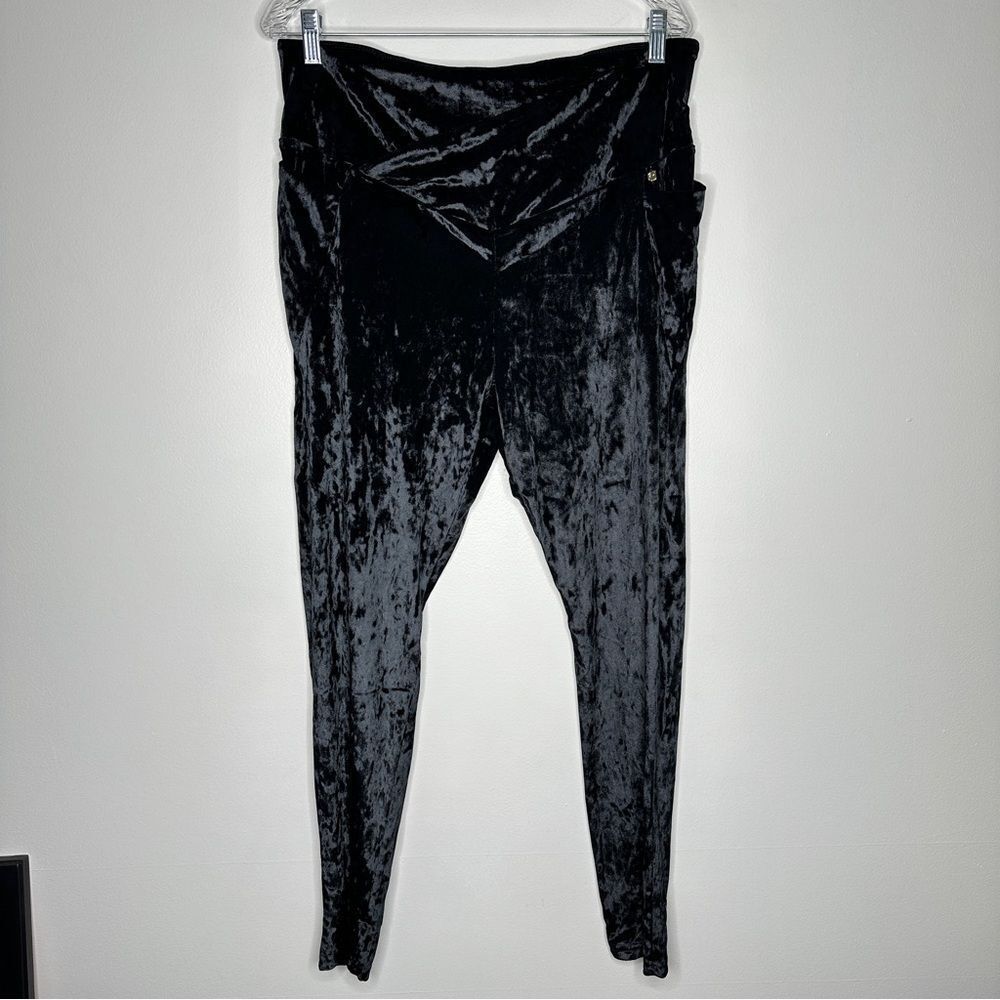 Fabletics High-Waisted Crushed‎ Velour Crossover Legging